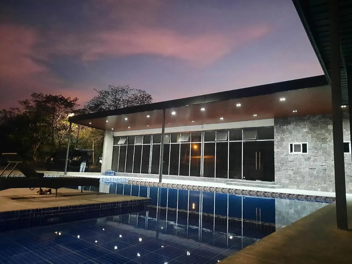 Olle Hotel - Formerly W Clark Hotel And Resort Clark Field 3*,  Filippinerna