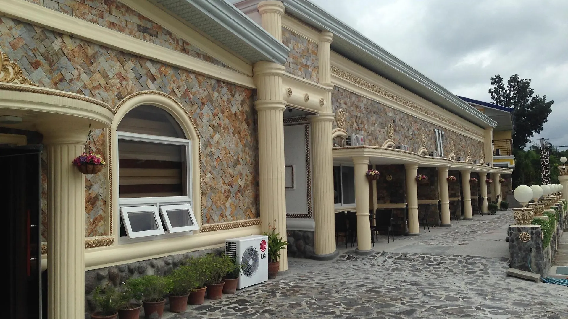 Olle Hotel - Formerly W Clark Hotel And Resort Clark Field