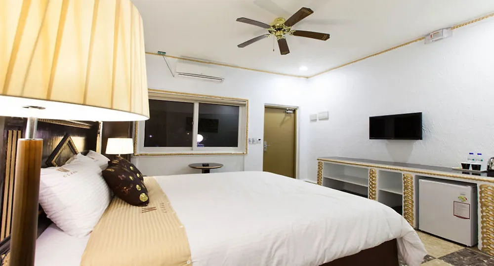 Olle Hotel - Formerly W Clark Hotel And Resort Clark Field Filippinerna